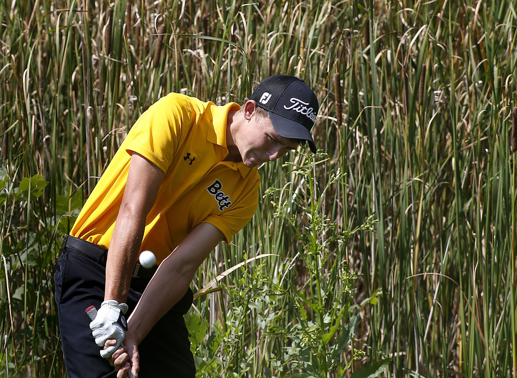 083017-boys-golf-015